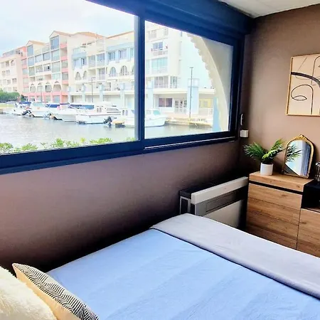 Le Port Cros 10, Superbe En Bord De Mer, Jolie Vue, Parking Prive, Climatisation Apartment *