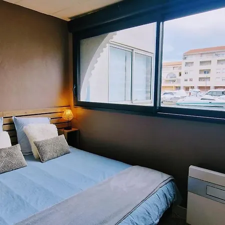 Apartment Le Port Cros 10, Superbe En Bord De Mer, Jolie Vue, Parking Prive, Climatisation *