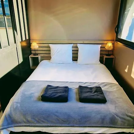 Le Port Cros 10, Superbe En Bord De Mer, Jolie Vue, Parking Prive, Climatisation Lägenhet Sète