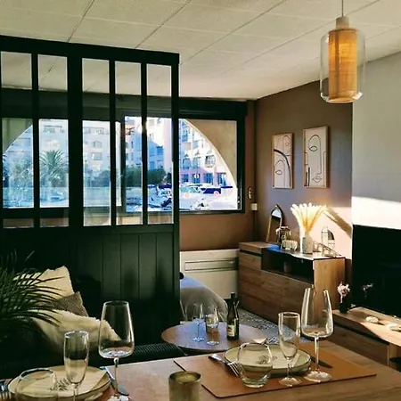 Le Port Cros 10, Superbe En Bord De Mer, Jolie Vue, Parking Prive, Climatisation Apartment Sète
