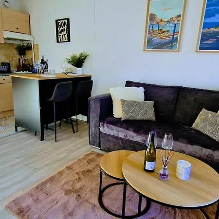 Le Port Cros 10, Superbe En Bord De Mer, Jolie Vue, Parking Prive, Climatisation Apartment *